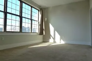 154 W 2nd St, Boston, MA 02127 - Photo 9