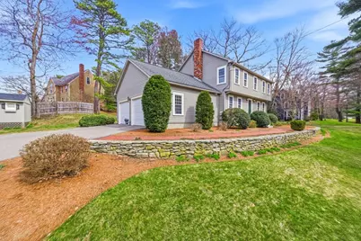 26 Longfellow Dr, Franklin, MA 02038 - Photo 7