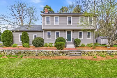 26 Longfellow Dr, Franklin, MA 02038 - Photo 1