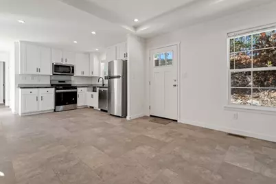 98 Newbury #2B, Danvers, MA 01923 - Photo 19