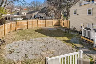 157 Westside Ave, North Attleboro, MA 02760 - Photo 19