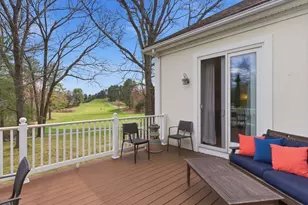 2 Dove Ln, Andover, MA 01810 - Photo 5