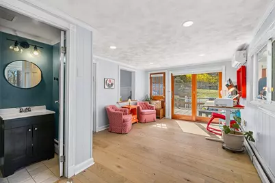 17 Vale Rd, Wakefield, MA 01880 - Photo 5