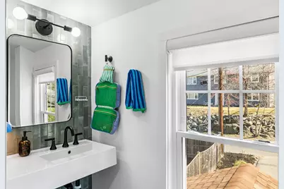 17 Vale Rd, Wakefield, MA 01880 - Photo 19