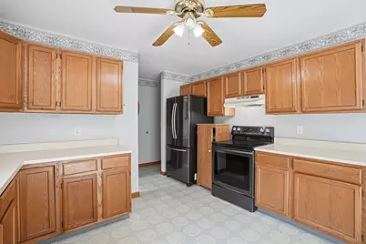 11 Elmwood Terrace #A, Millbury, MA 01527 - Photo 15