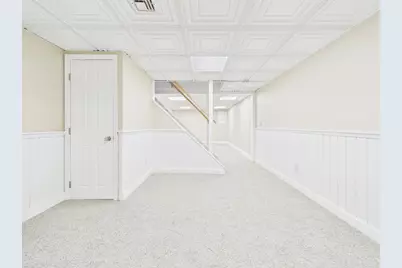 786 Wildwood Rd, New Bedford, MA 02745 - Photo 35