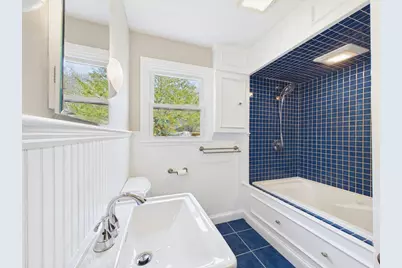 786 Wildwood Rd, New Bedford, MA 02745 - Photo 15