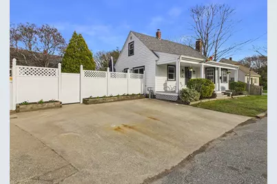 786 Wildwood Rd, New Bedford, MA 02745 - Photo 3