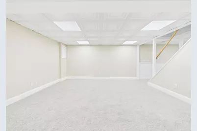 786 Wildwood Rd, New Bedford, MA 02745 - Photo 23