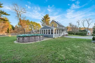 63 S Hampton, Amesbury, MA 01913 - Photo 9