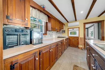 63 S Hampton, Amesbury, MA 01913 - Photo 13