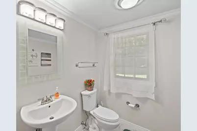 6 Sunrise Ave, Auburn, MA 01501 - Photo 11