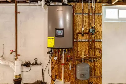 111 Wood Street, Athol, MA 01331 - Photo 9