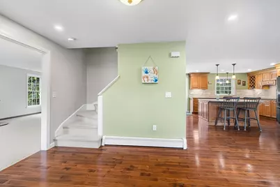 26 Debbie Ln, Milford, MA 01757 - Photo 7