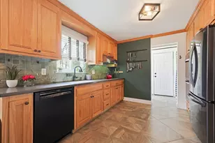 168 Westfield Dr, Holliston, MA 01746 - Photo 5