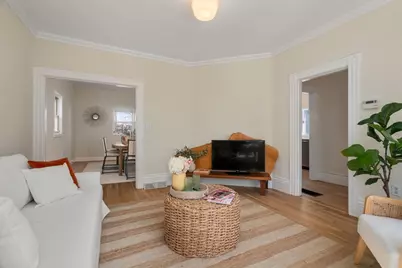 8 Belmont Pl, Somerville, MA 02143 - Photo 5