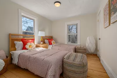 8 Belmont Pl, Somerville, MA 02143 - Photo 21