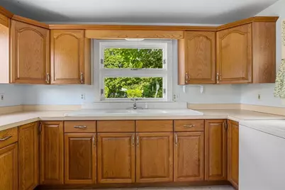 9 Harrison Ave, Bourne, MA 02532 - Photo 13