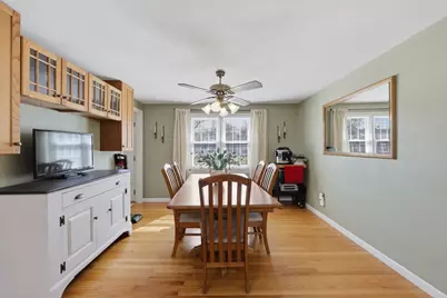 19 Salem St, West Springfield, MA 01089 - Photo 9