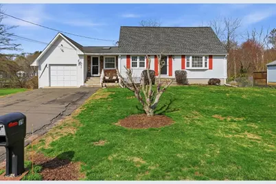 19 Salem St, West Springfield, MA 01089 - Photo 1