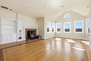 365 Middle St, Amherst, MA 01002 - Photo 7