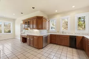 365 Middle St, Amherst, MA 01002 - Photo 17