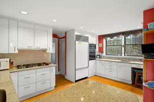 49 Ocean View Rd, Swampscott, MA 01907 - Photo 9