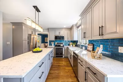 36 Lindsay Lane, Reading, MA 01867 - Photo 7