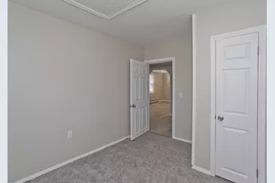 234 Mapleshade Ave, East Longmeadow, MA 01028 - Photo 5