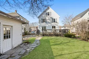 11 Lowell St, Beverly, MA 01915 - Photo 25