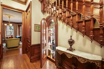 381 Beacon Street, Boston, MA 02116 - Photo 5