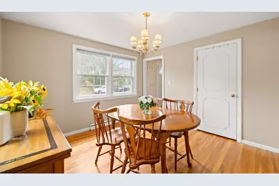 12 Dunshire Dr, Chelmsford, MA 01863 - Photo 5