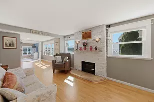51 Spring St, Lunenburg, MA 01462 - Photo 11