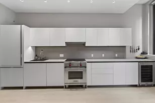 346 Congress St, Boston, MA 02210 - Photo 5