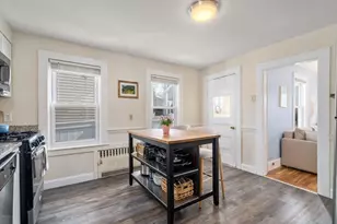 17 Linden St, Maynard, MA 01754 - Photo 9