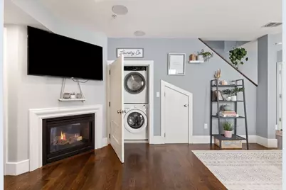 12 Mohawk St #9, Boston, MA 02127 - Photo 3