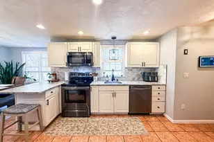 2 Larson Rd, Milford, MA 01757 - Photo 9