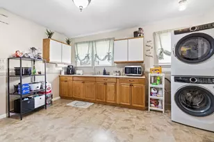 18 Brookline St, Lynn, MA 01902 - Photo 21