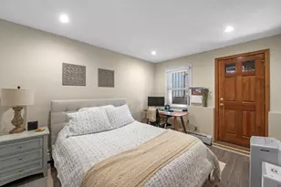 139 W Sixth St, Boston, MA 02127 - Photo 15