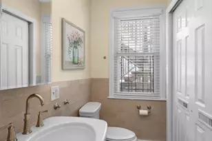 139 W Sixth St, Boston, MA 02127 - Photo 11