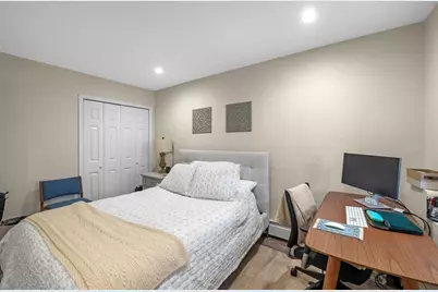 139 West 6th St #1, Boston, MA 02127 - Photo 17