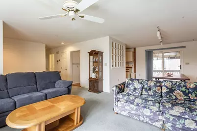 280 Huttleston Ave, Fairhaven, MA 02719 - Photo 9