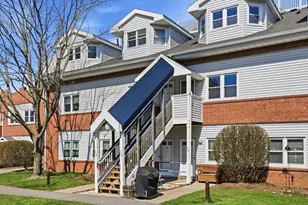 26 School St, Hull, MA 02045 - Photo 5