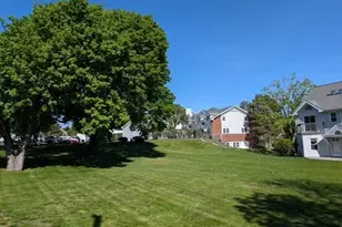 26 School St, Hull, MA 02045 - Photo 3