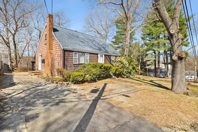 7 Cedar Cir, Randolph, MA 02368 - Photo 3