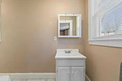 293 Albion St, Wakefield, MA 01880 - Photo 19