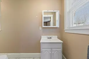 293 Albion St, Wakefield, MA 01880 - Photo 19