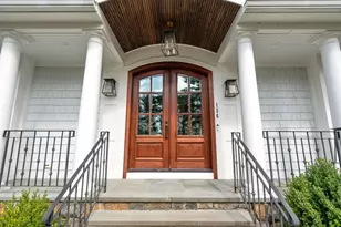 136 Beaumont Ave, Newton, MA 02460 - Photo 3