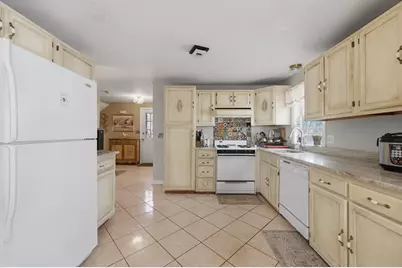 118 Mount Washington Street #D, Lowell, MA 01854 - Photo 7