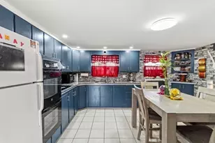 21 Spring St, Webster, MA 01570 - Photo 11